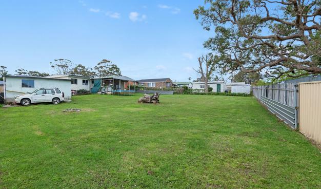 Dual occ block, big block, sub-division block, duplex block, house and land, Sanctuary Point, St Georges Basin, Old Erowal Bay, holidays collection, Huskisson Real Estate, Jervis Bay Real Estate, Real Estate Agents Jervis Bay, One Agency, Oz Realty Huskisson, Investment property on south coast, Jervis Bay holiday, jervis bay getaway, First Home Buyer, Vincentia, South Coast NSW,  huskisson, Woollamia Village, Investment Property, Holiday House