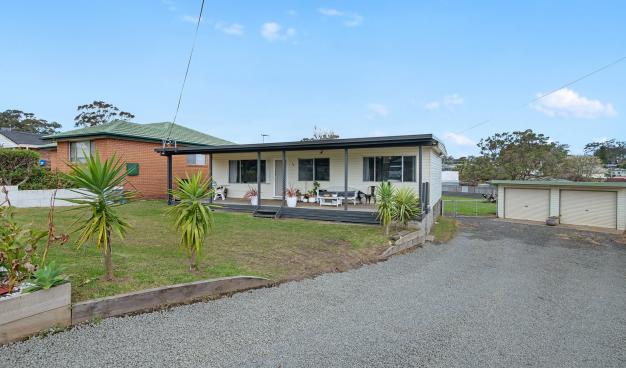 Dual occ block, big block, sub-division block, duplex block, house and land, Sanctuary Point, St Georges Basin, Old Erowal Bay, holidays collection, Huskisson Real Estate, Jervis Bay Real Estate, Real Estate Agents Jervis Bay, One Agency, Oz Realty Huskisson, Investment property on south coast, Jervis Bay holiday, jervis bay getaway, First Home Buyer, Vincentia, South Coast NSW,  huskisson, Woollamia Village, Investment Property, Holiday House